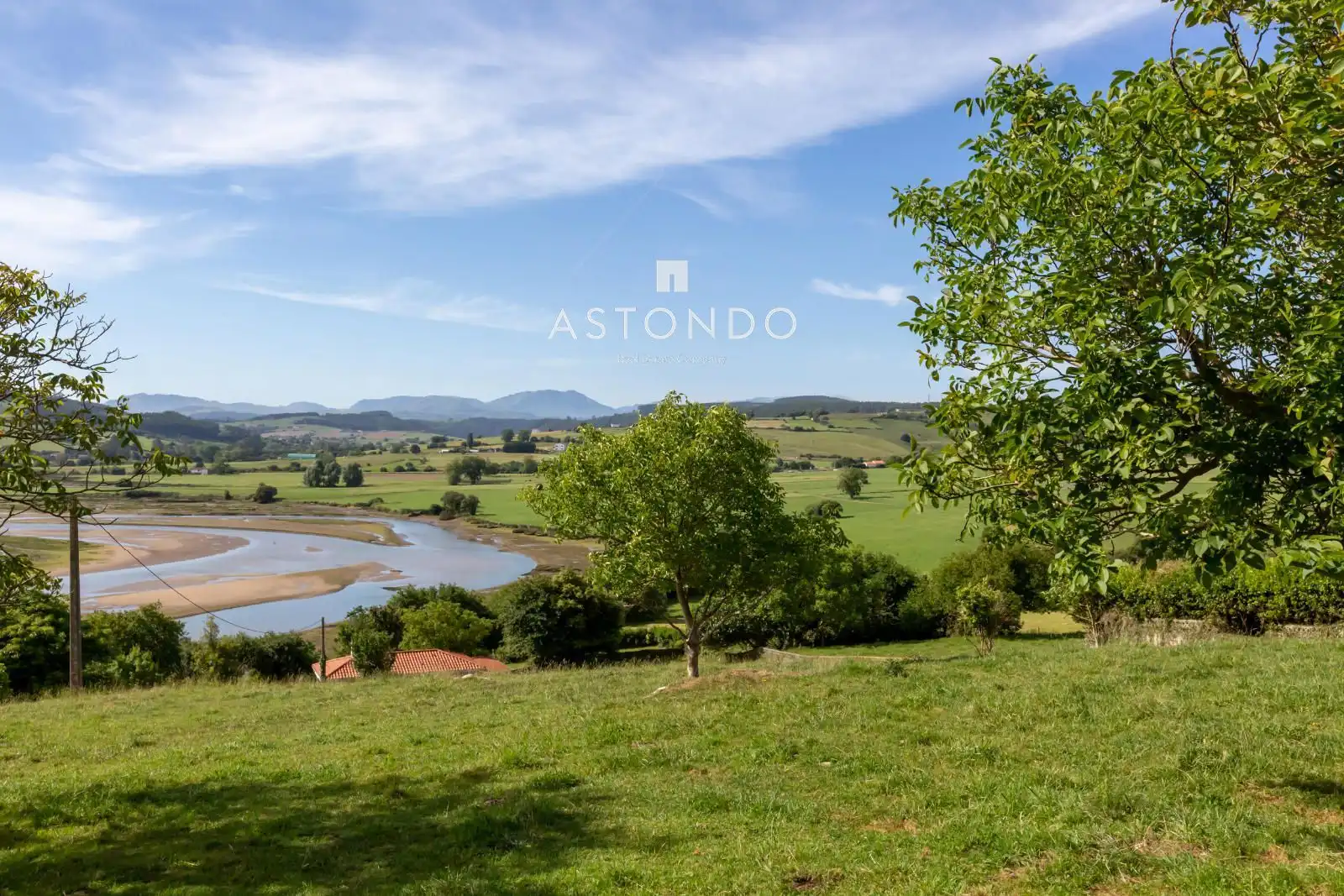 Casa o chalet en venta en Bareyo con Calefacción, Jardín privado y Terraza