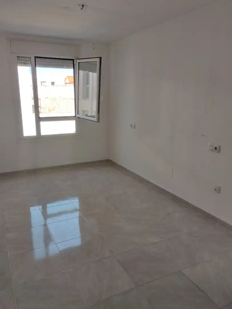 Piso en venta en Calle Teatro Algabeño, 1, La Algaba