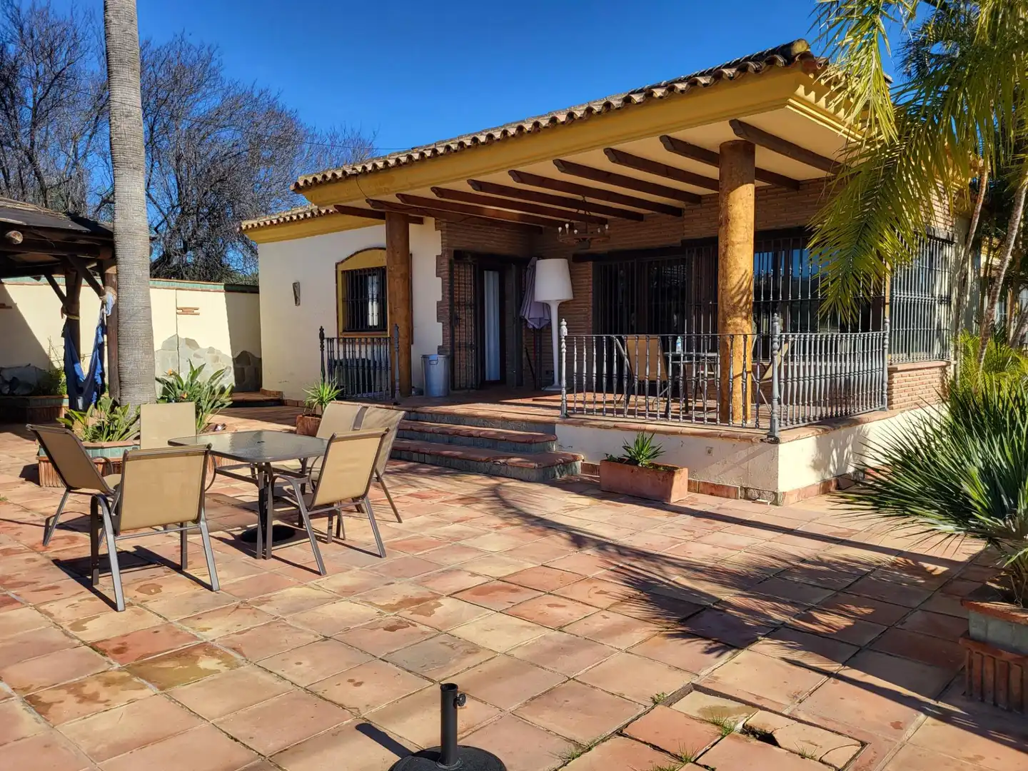 Terrassa de Finca rústica en venda en Marbella amb Aire condicionat, Calefacció i Jardí privat