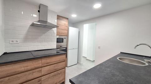 Photo 2 of Flat to rent in Calle Barón de Les, 11, Suárez, Málaga Capital