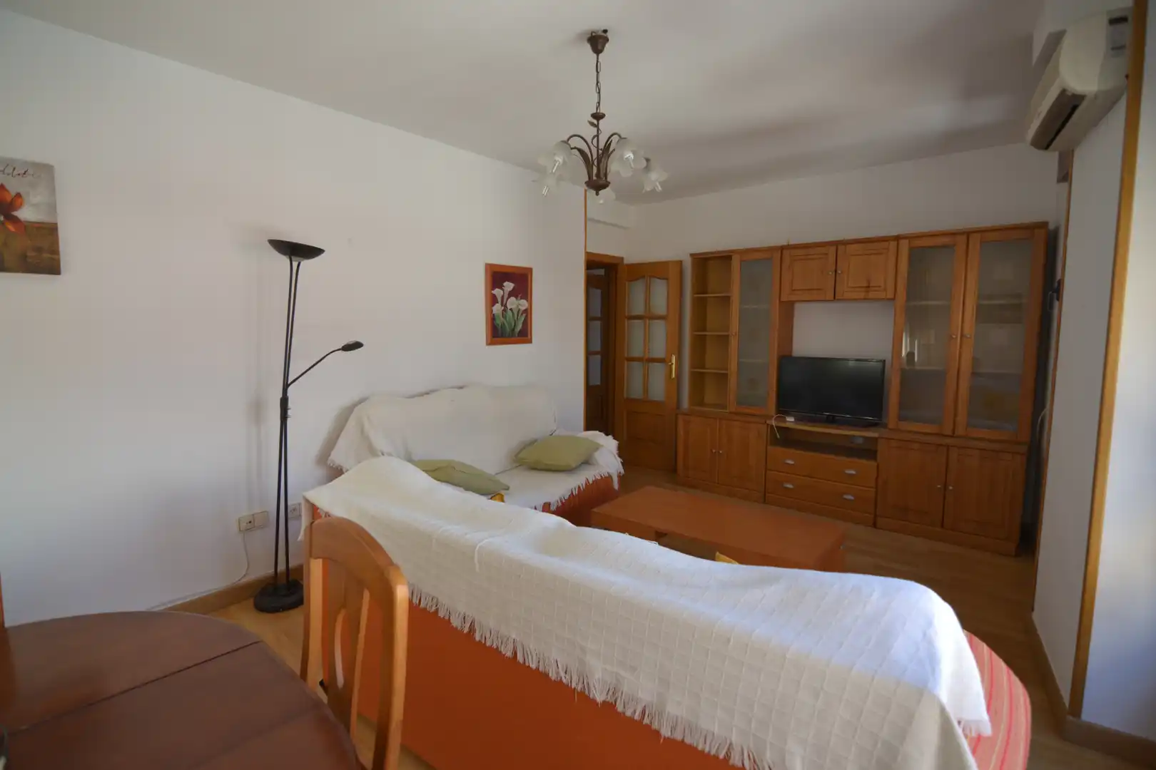 Sala de estar de Piso de alquiler en Plasencia con Aire acondicionado, Calefacción y Amueblado