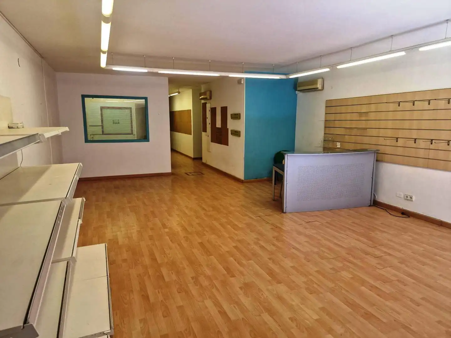 Business premises for sale in Carrer de Cristòfor Colom, imagen 7