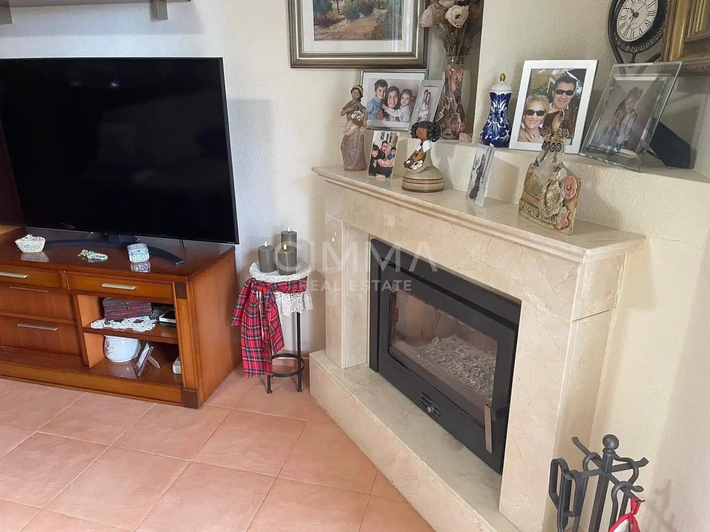 Sala de estar de Casa o chalet en venta en Polop con Jardín privado y Piscina comunitaria