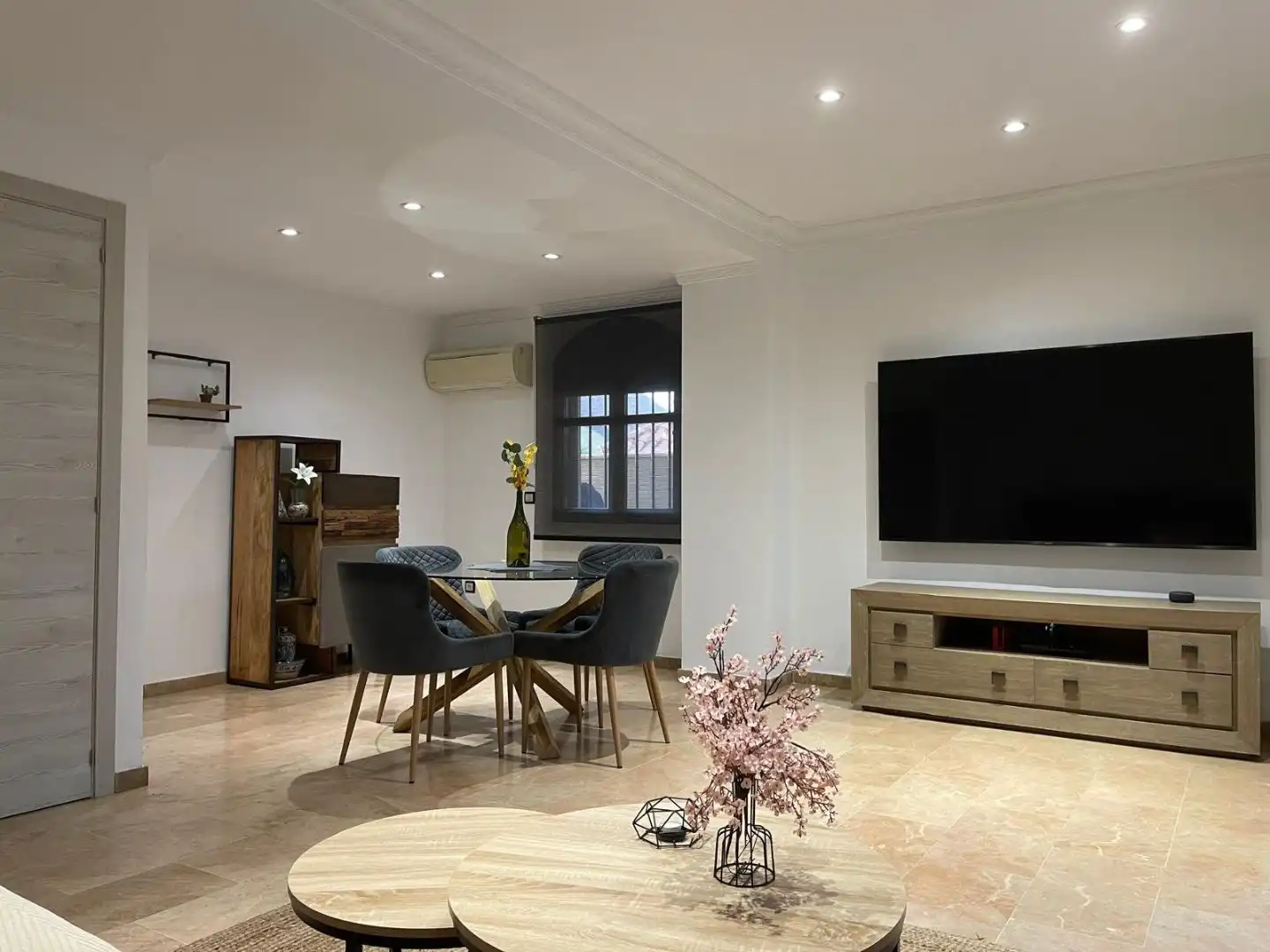 Dining room of Houses for sale in Montequinto  with Air Conditioner and Terrace