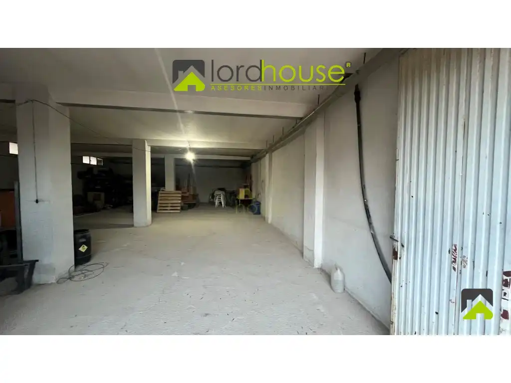 Nave industrial en venta en Lorca