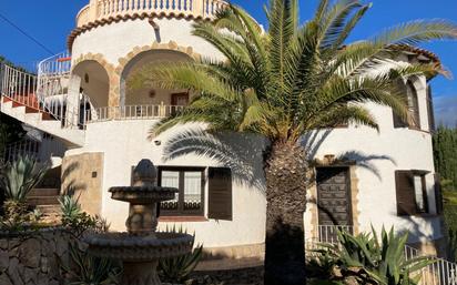 Vista exterior de Casa o xalet en venda en Calpe / Calp amb Calefacció, Jardí privat i Terrassa