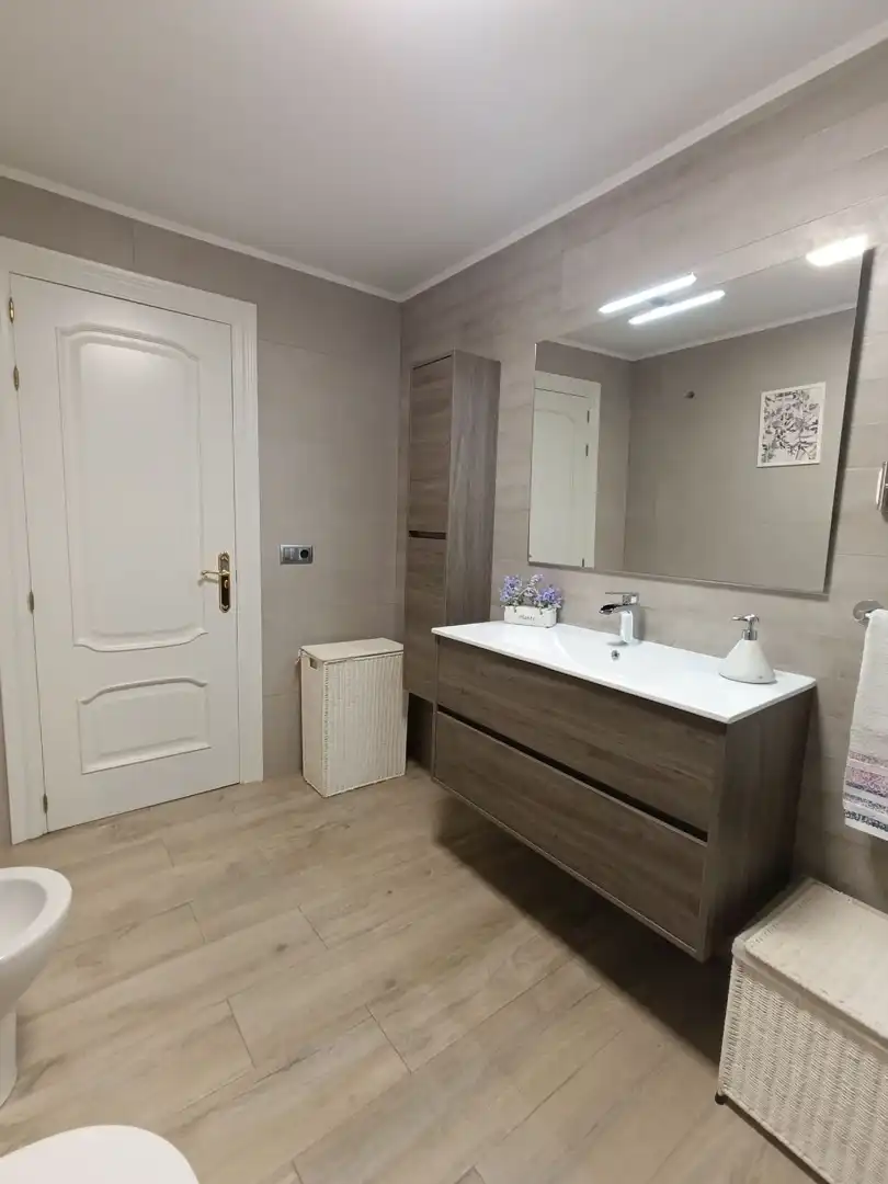 Baño de Casa o chalet en venta en Ciudad Real con Aire acondicionado, Calefacción y Parquet