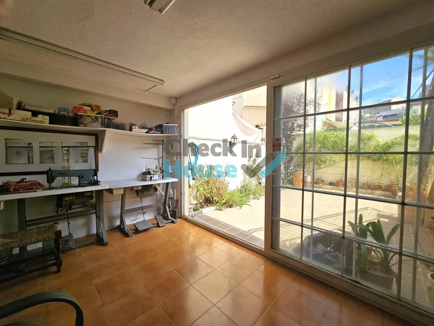 Casa a schiera con terrazza in vendita a Carrer Albertí, imagen 6