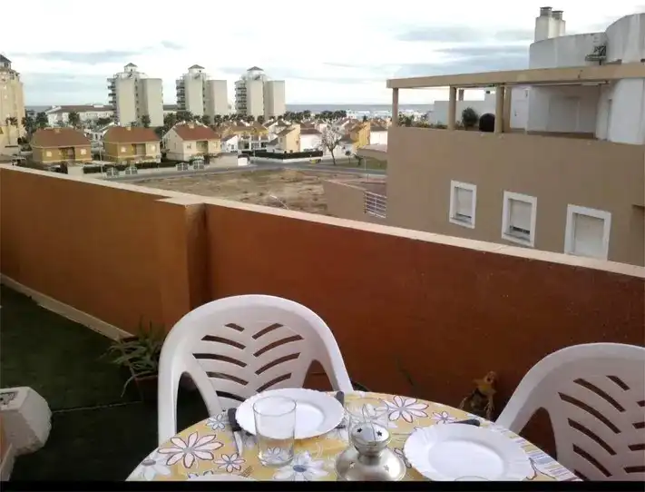 Terrassa de Pis en venda en La Antilla amb Terrassa, Moblat i Rentadora