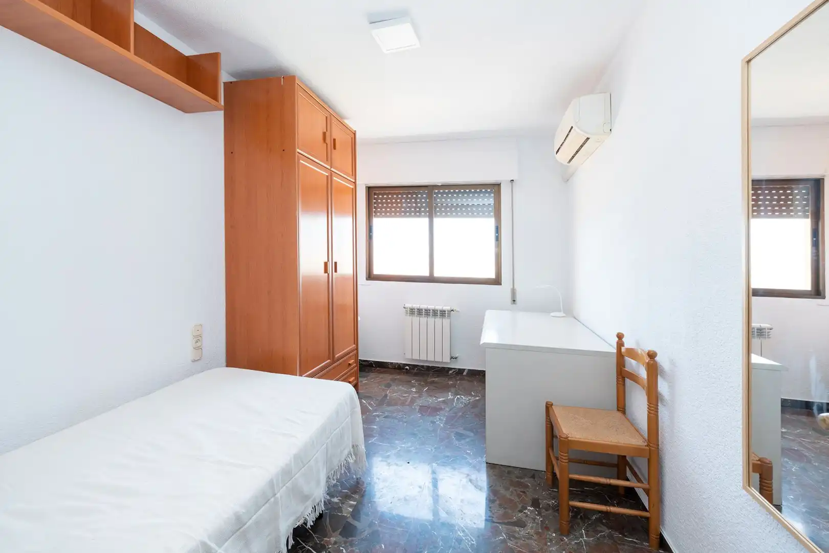 Flat for rent in N/A, -1, Camino de Ronda