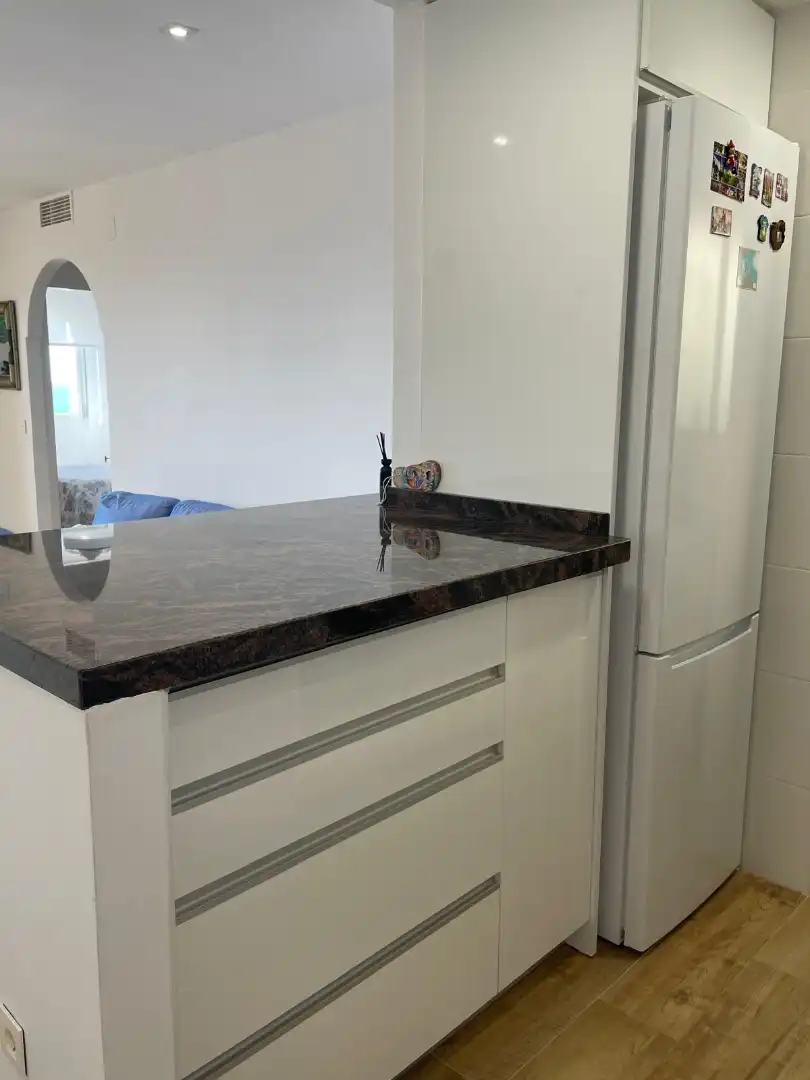 Cuina de Apartament en venda en Santa Pola amb Aire condicionat, Parquet i Terrassa