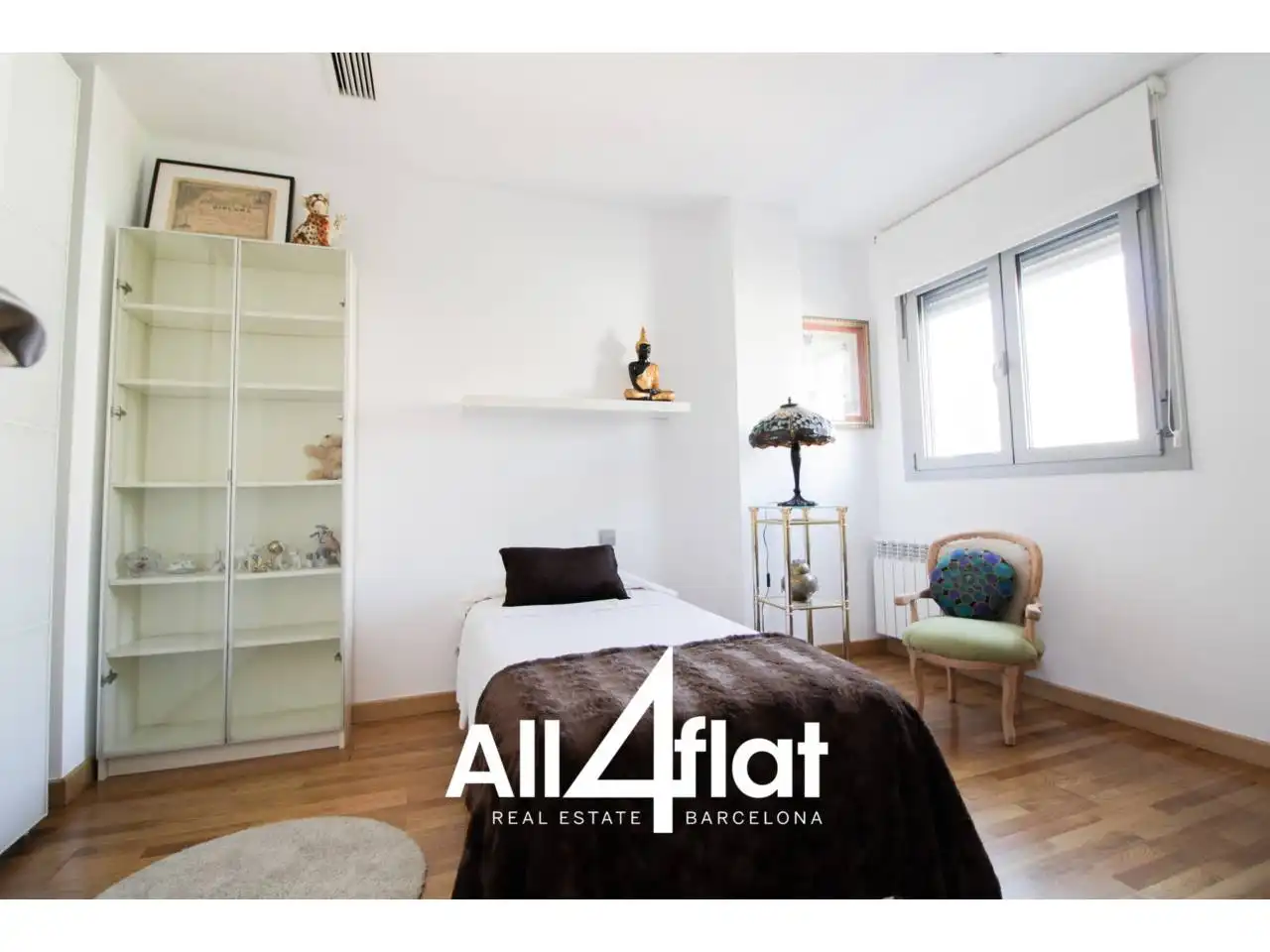 Habitación de Casa o chalet de alquiler en L'Hospitalet de Llobregat con Aire acondicionado, Calefacción y Jardín privado