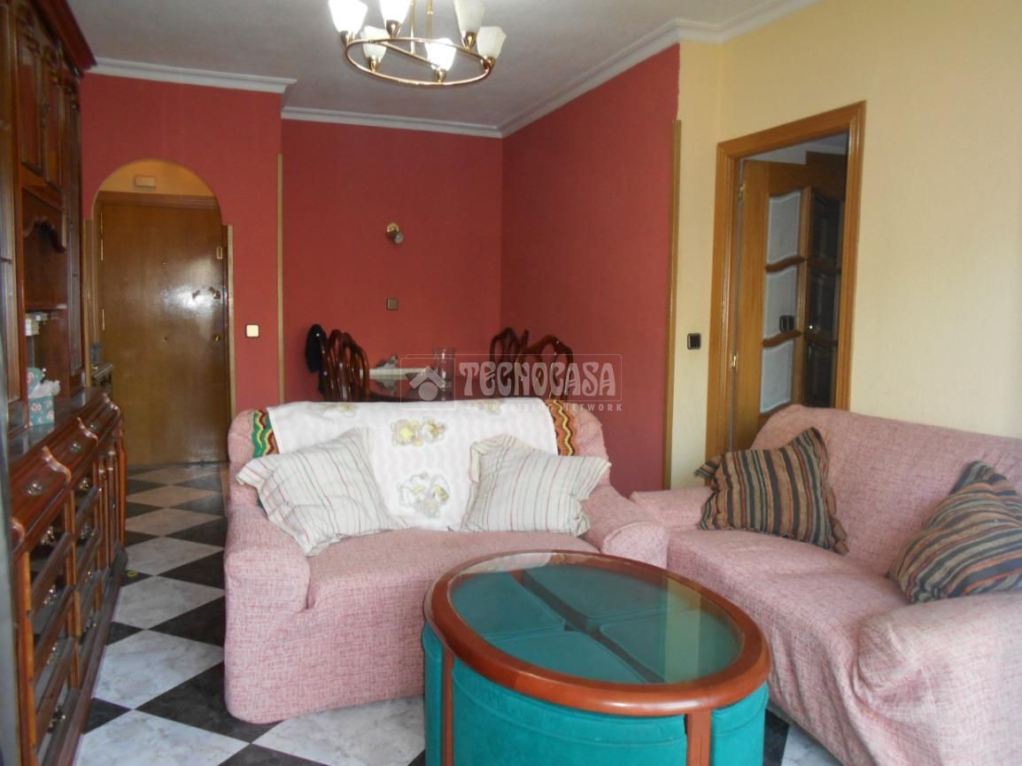 Living room of Flat for sale in Móstoles  with Air Conditioner, Heating and Terrace