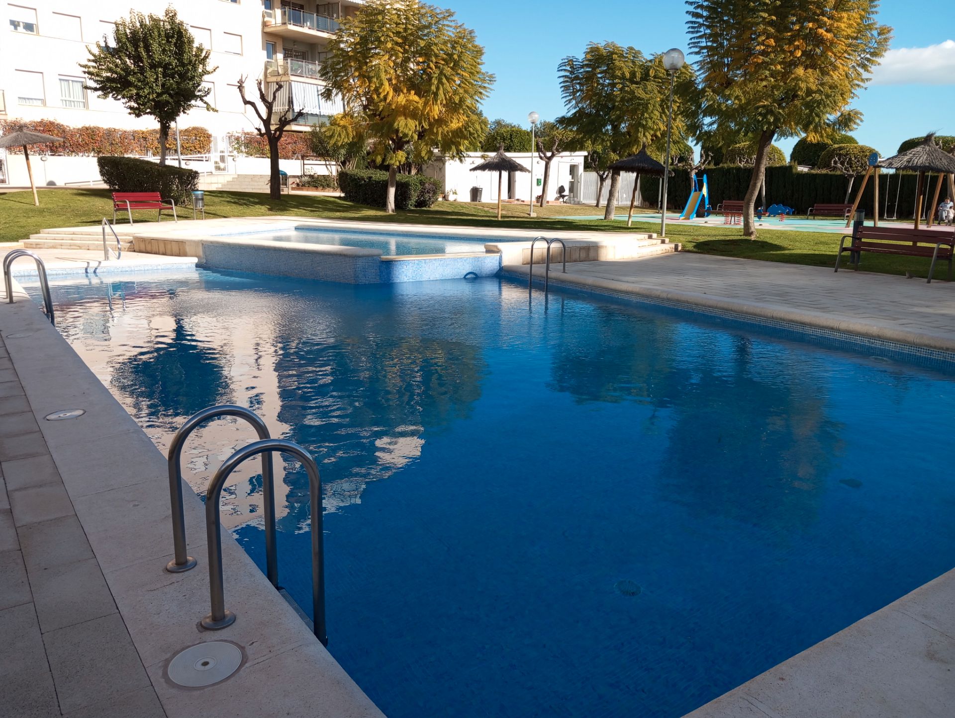 Swimming pool of Flat for sale in Paterna  with Air Conditioner, Storage room and Oven