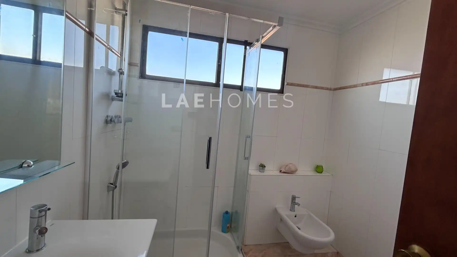 Bathroom of Attic for rent in El Campello  with Air Conditioner, Parquet flooring and Furnished