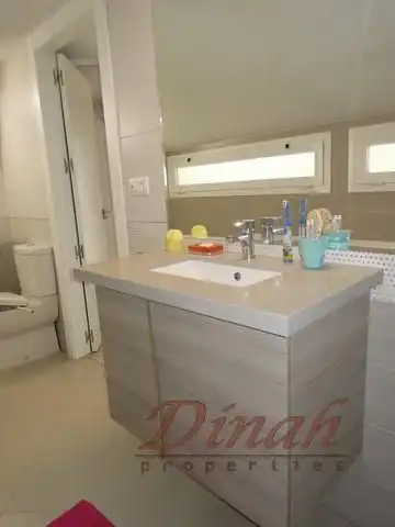 Badezimmer von Dachboden zum Verkauf in Altea mit Klimaanlage, Heizung und Terrasse