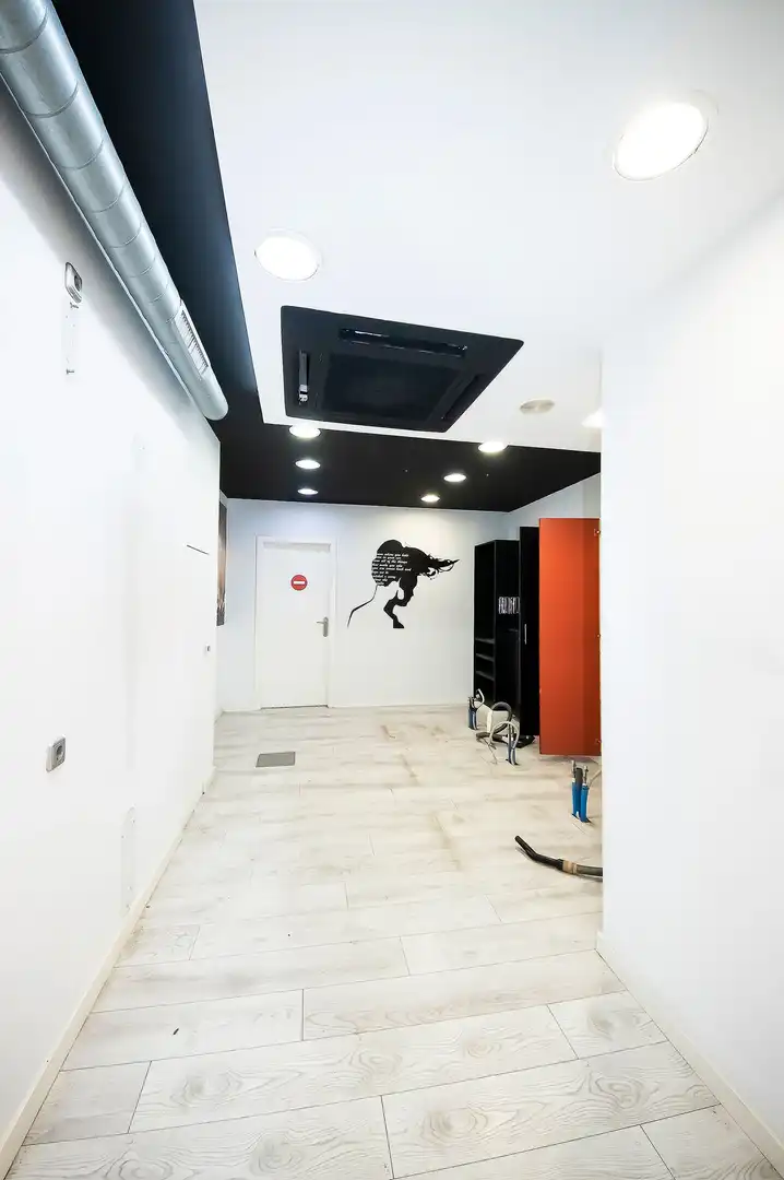 Local comercial de lloguer a Korreo Kalea, imagen 6