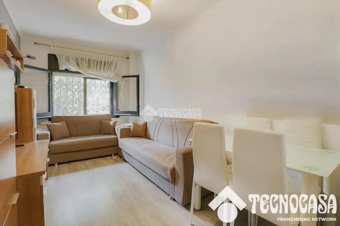 Sala de estar de Piso en venta en Barcelona con Calefacción y Parquet