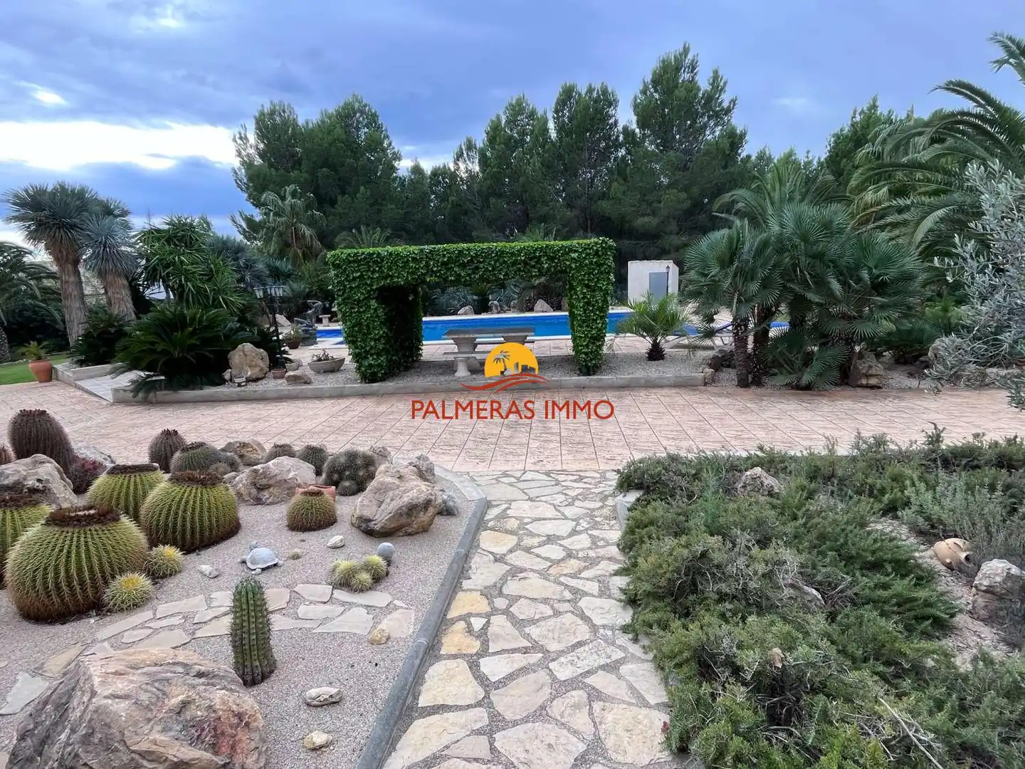 Vista exterior de Casa o xalet en venda en L'Ametlla de Mar  amb Terrassa i Piscina