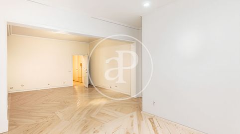 Photo 3 of Flat for sale in Almagro, Madrid Capital
