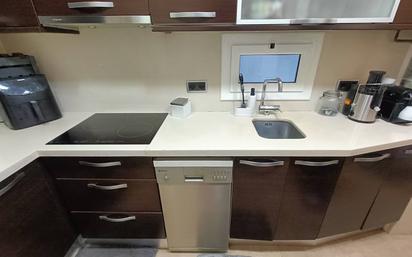 Kitchen of Flat for sale in Badalona