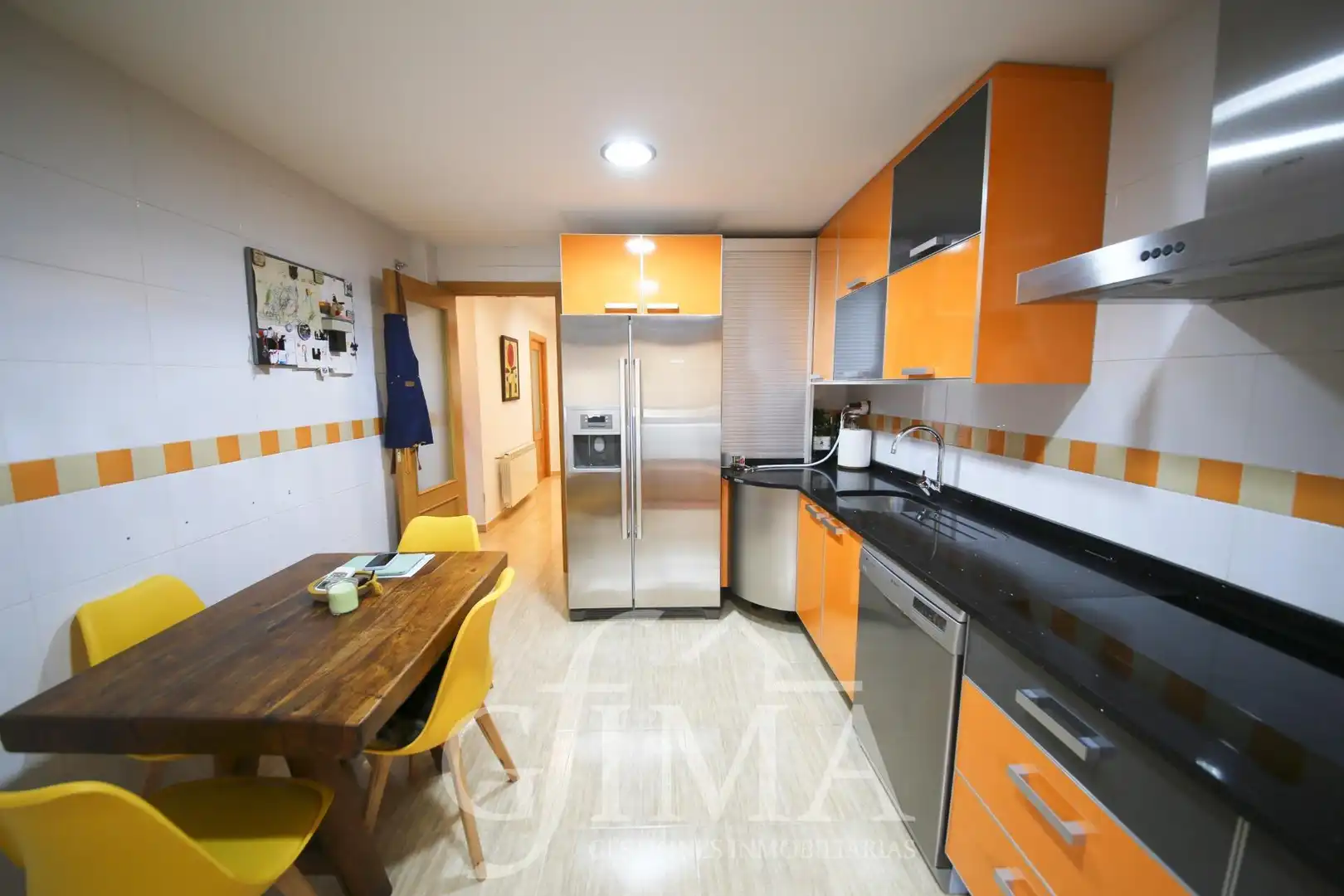 Cuina de Dúplex en venda en Tomelloso amb Aire condicionat, Calefacció i Terrassa