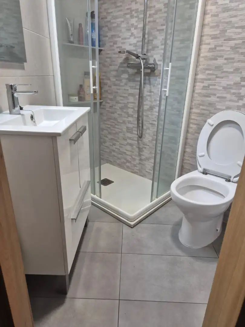 Baño de Piso en venta en Olesa de Montserrat con Calefacción