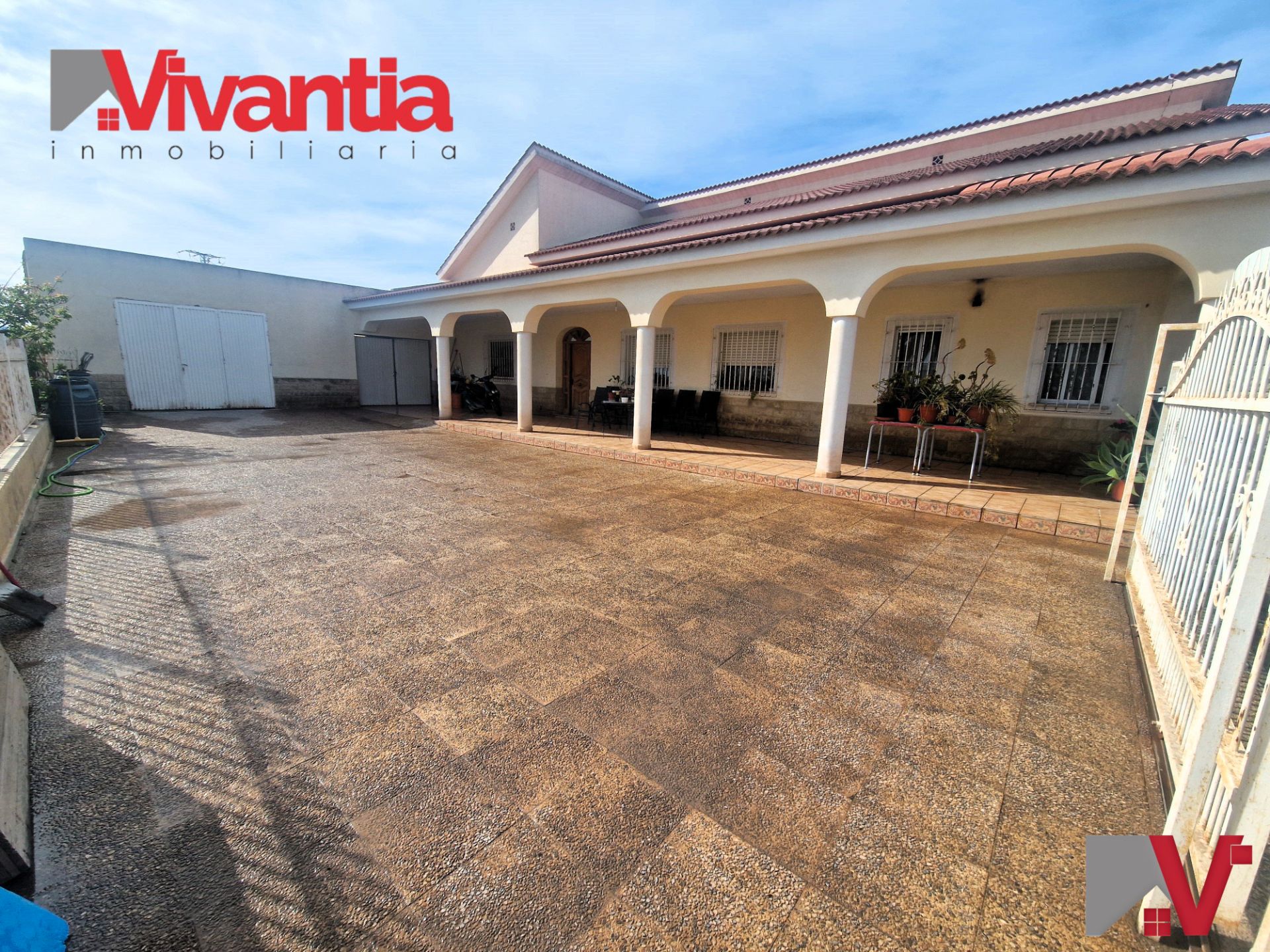 Exterior view of House or chalet for sale in Lorca  with Terrace, Storage room and Furnished