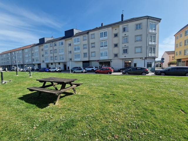 Piso en Venta en Rúa Torrente Ballester en Piñeiros- Freixeiro