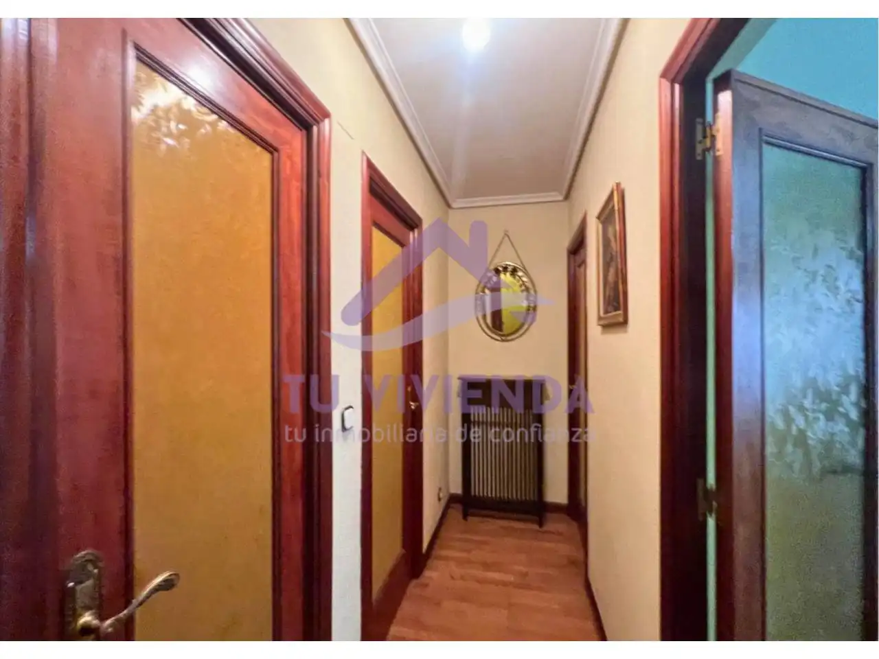 Wohnung zum Verkauf in Valladolid mit Heizung, Parkett und Terrasse