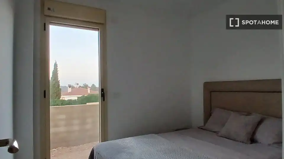Flat with terrace to rent in Montroi / Montroy, imagen 18