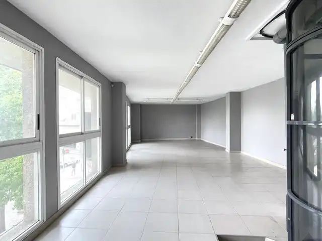 Local comercial de lloguer a Rodolfo Llopies, imagen 13
