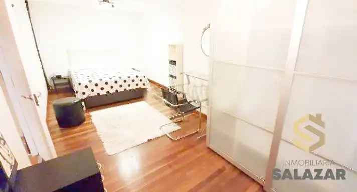 Habitación de Piso de alquiler en Bilbao  con Calefacción y Terraza