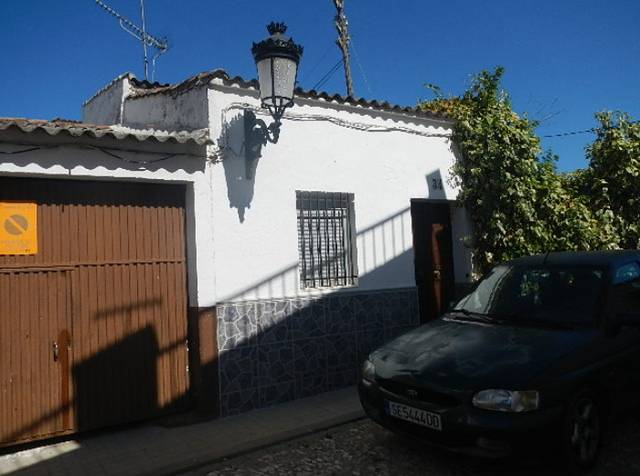 Piso en Venta en Calle Puerto de la Cruz en Almadén de la Plata