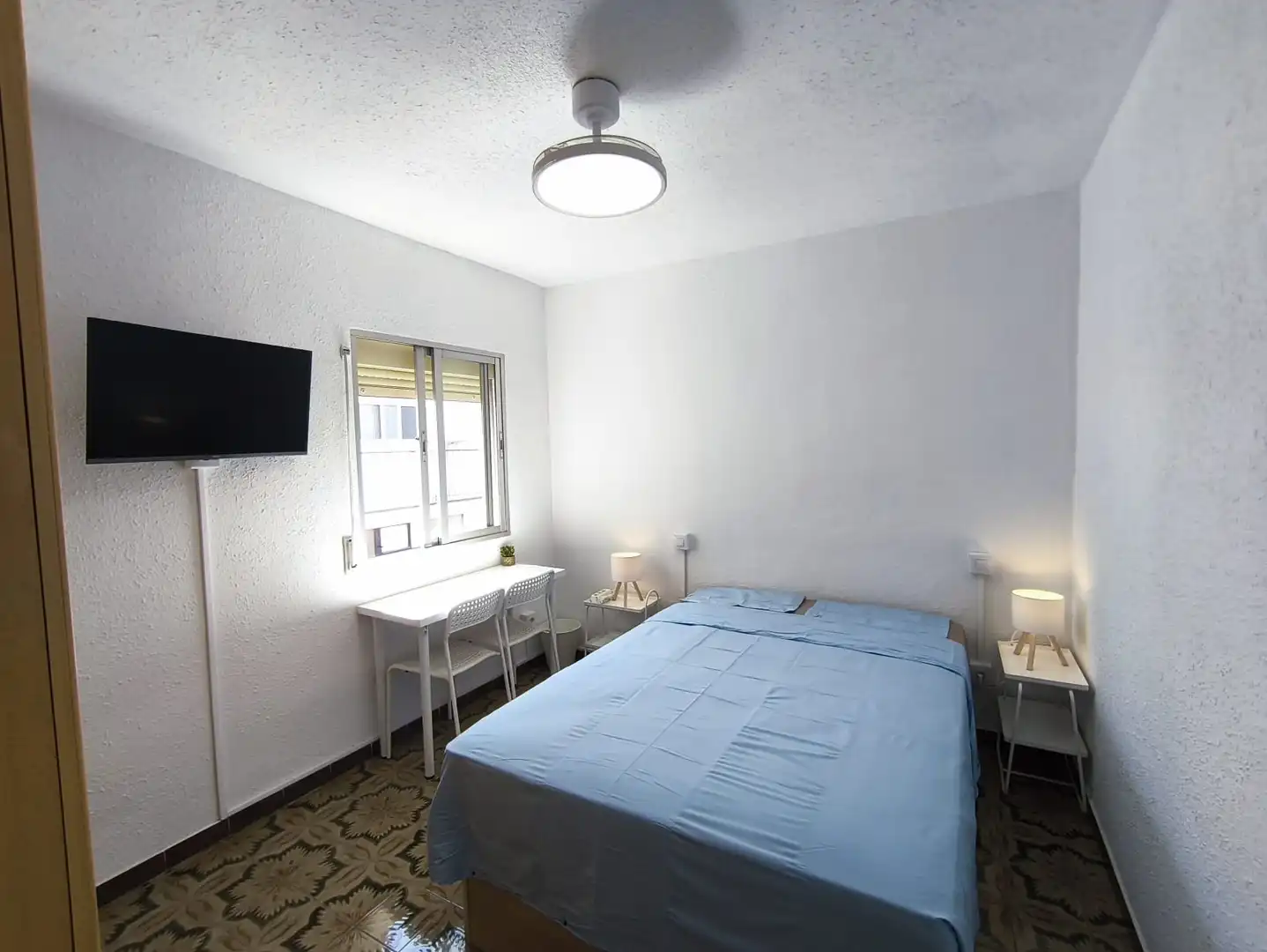 Habitación de Piso para compartir en Madrid con Calefacción, Terraza y Amueblado