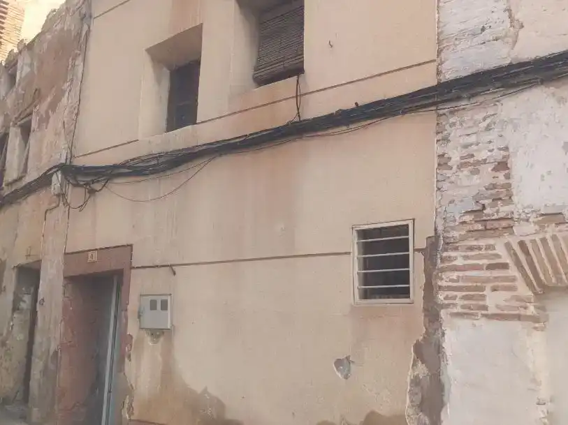 Vista exterior de Casa adosada en venda en Alfaro, La Rioja