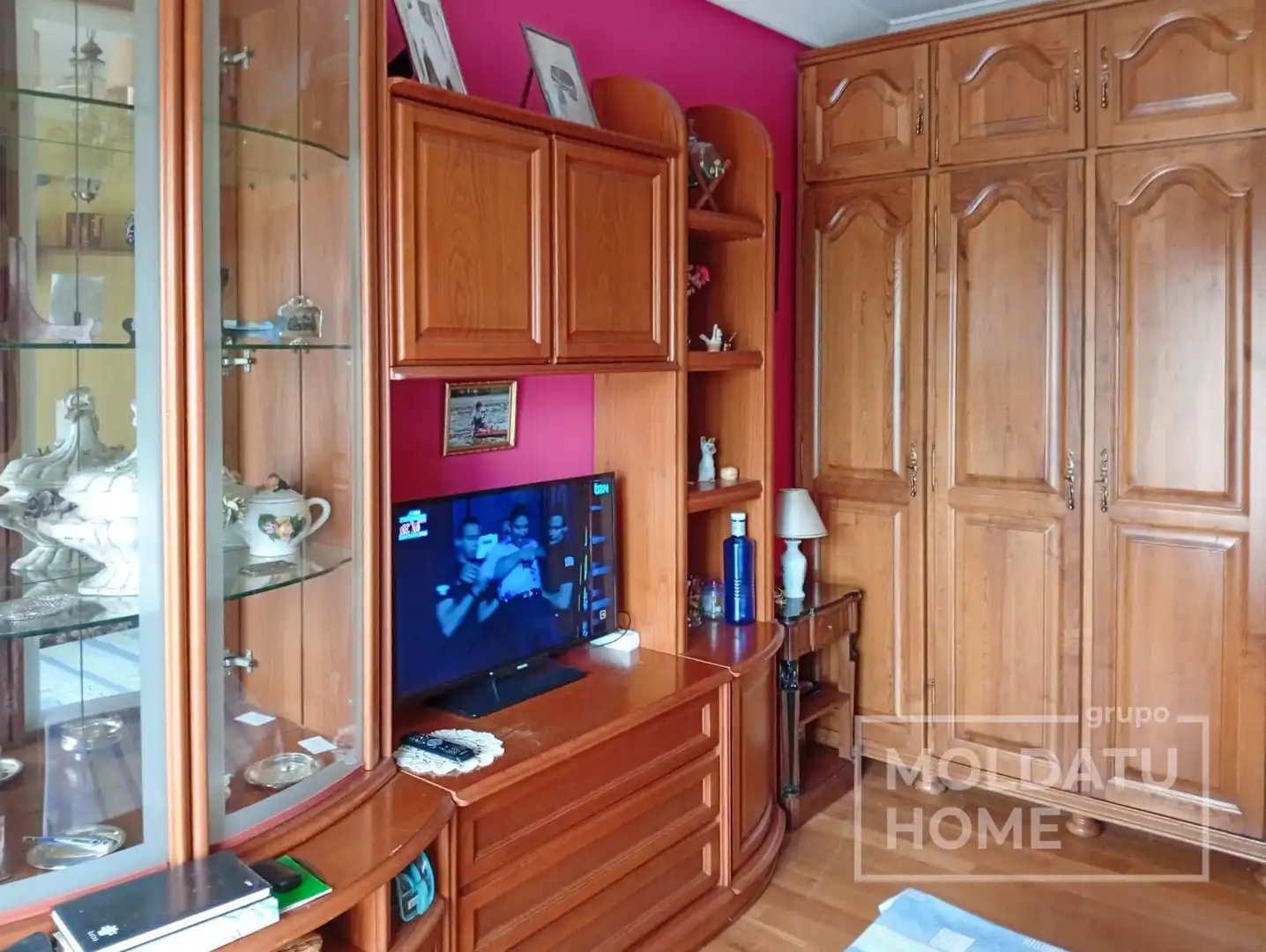 Sala d'estar de Casa o xalet en venda en Irun  amb Calefacció, Jardí privat i Traster