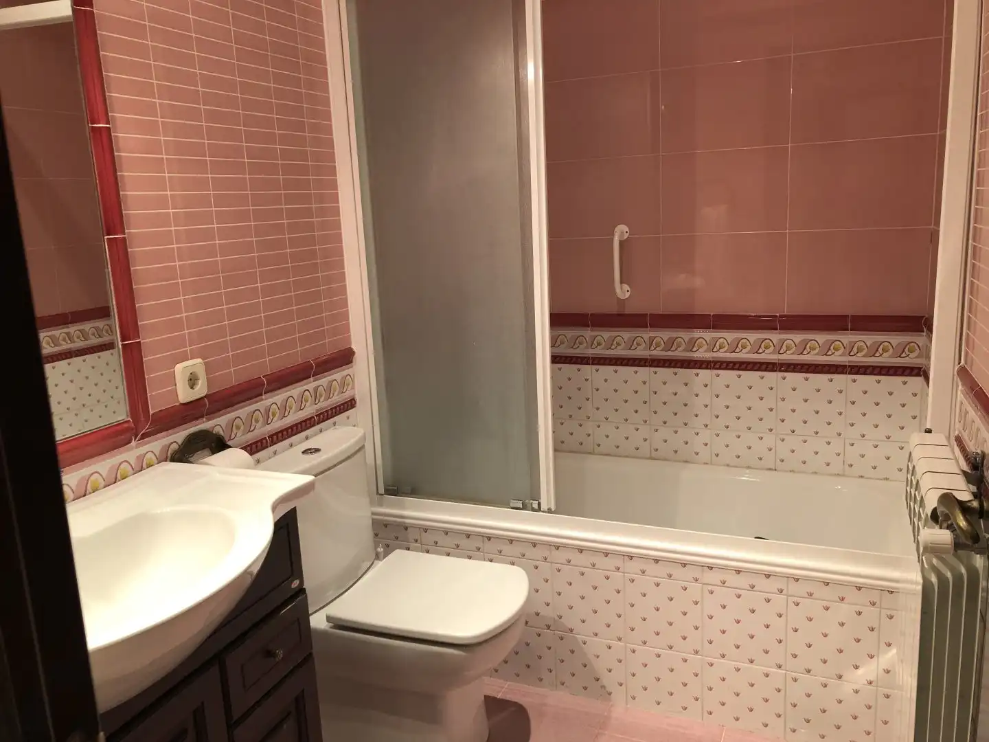 Baño de Casa o chalet en venta en Sepúlveda con Calefacción y Jardín privado