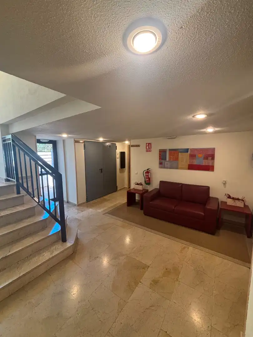 Planta baja en venta en Las Rozas de Madrid con Calefacción, Trastero y Piscina comunitaria