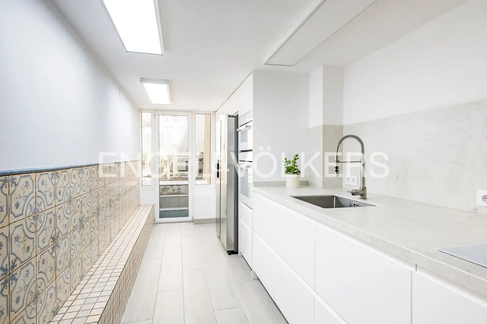 Kitchen of Flat for sale in Barcelona  with Heating and Parquet flooring