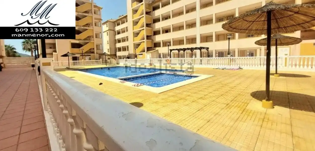 Piscina de Planta baja en venta en Cartagena