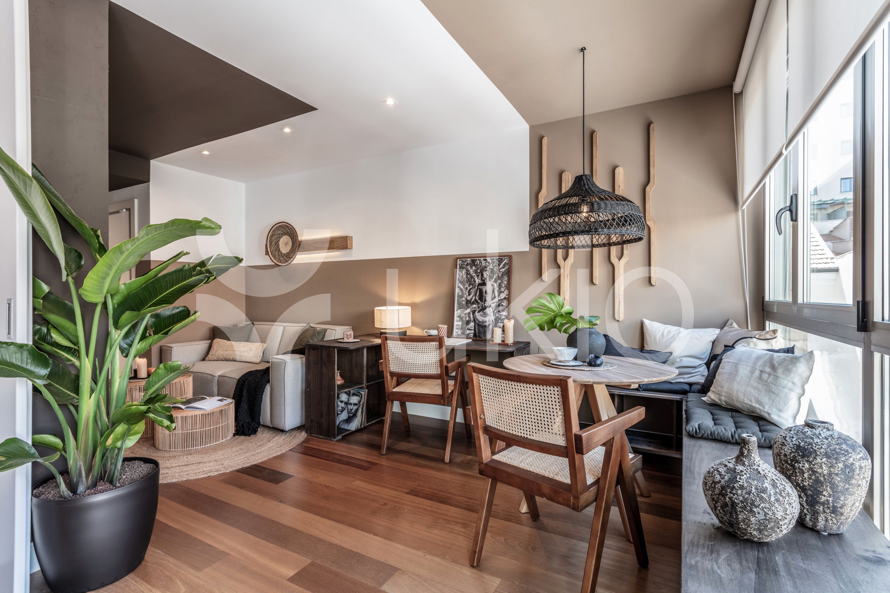 Sala d'estar de Apartament de lloguer en  Madrid Capital amb Aire condicionat, Calefacció i Moblat