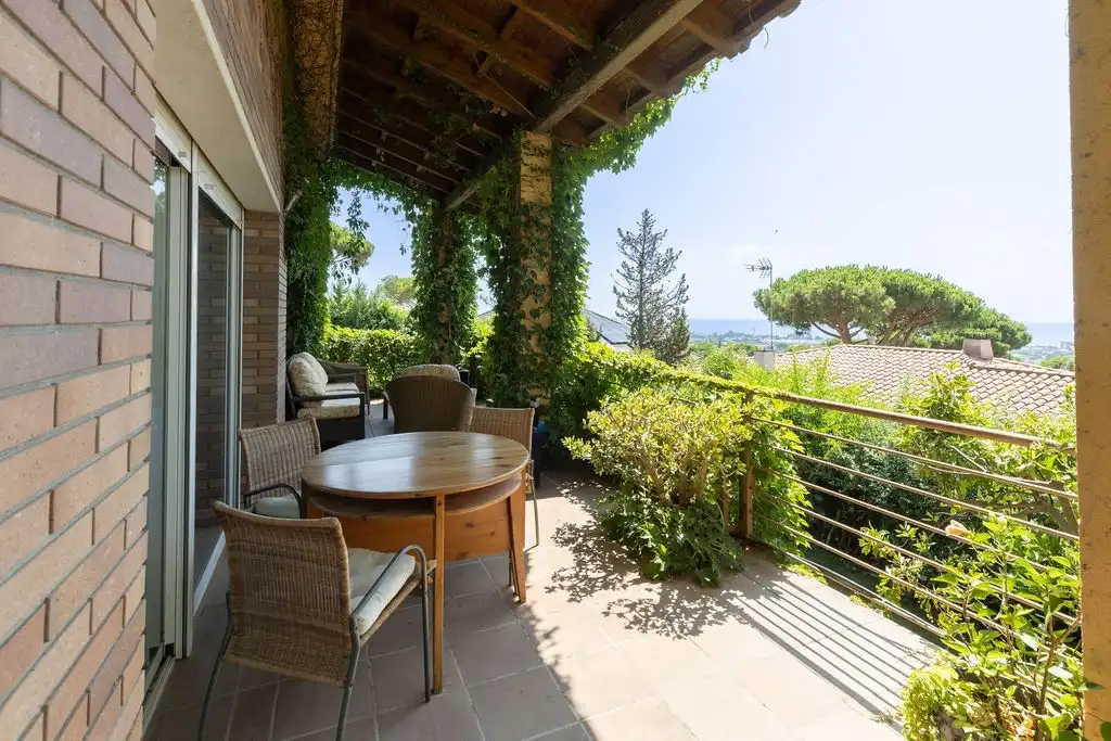 Casa amb piscina en venda a Cabrils, imagen 6
