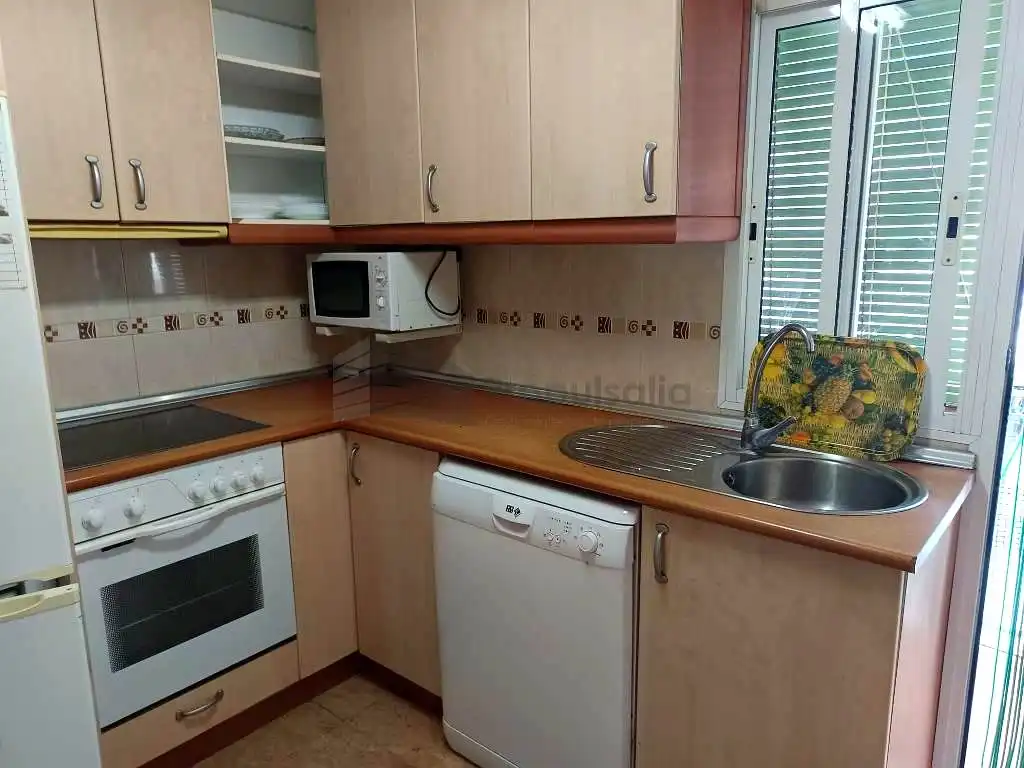 Flat for sale in De Oriente, Barrio de Delicias