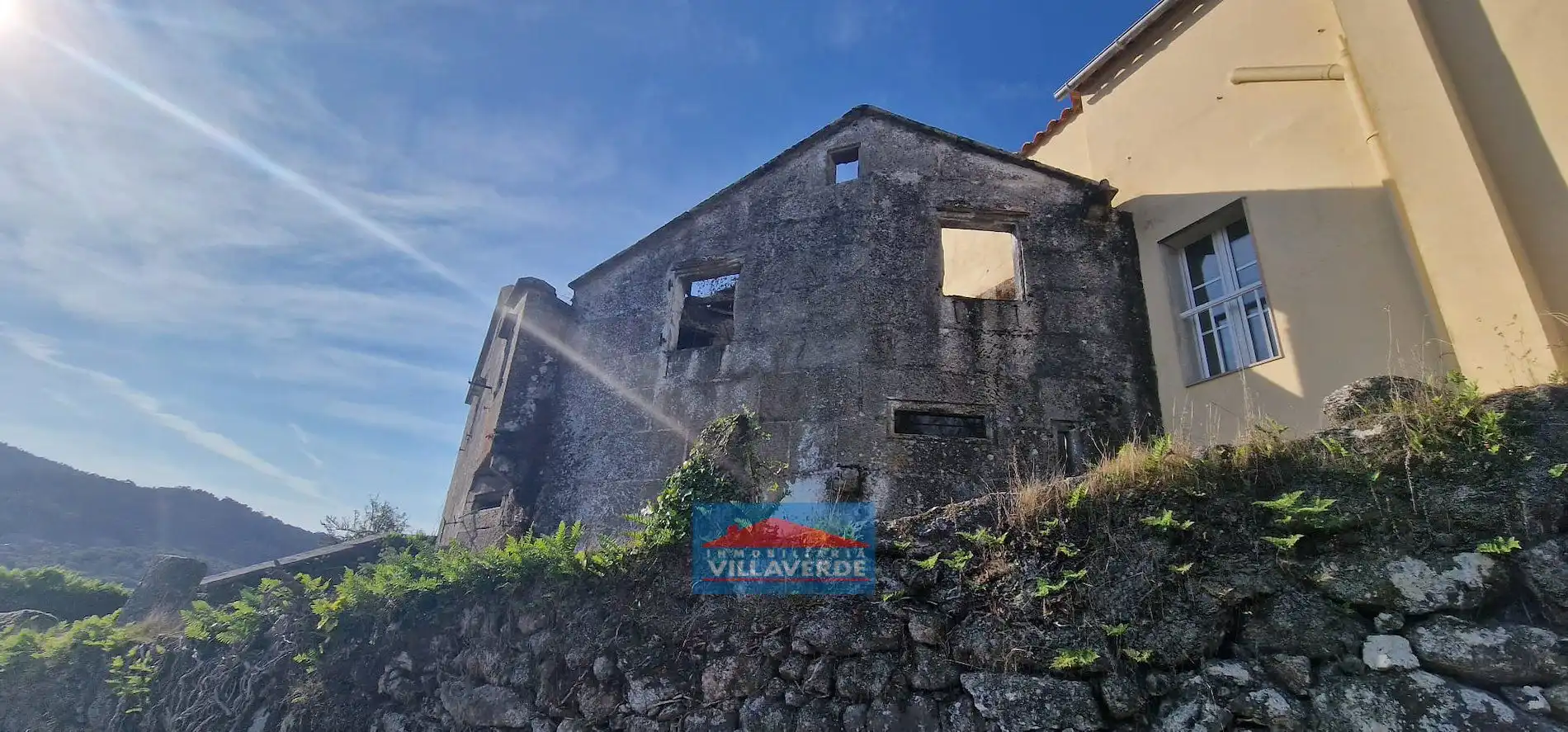 Vista exterior de Casa adosada en venda en Bueu