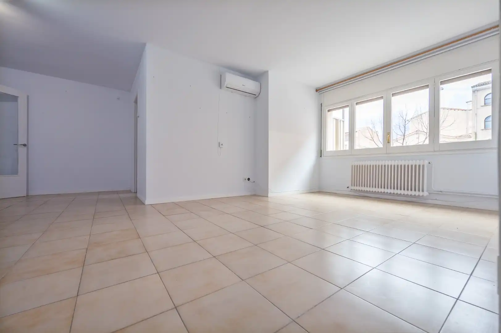 Piso en venta en Vic con Calefacción y Trastero