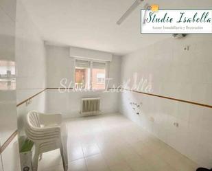 Bedroom of Single-family semi-detached for sale in  Toledo Capital  with Heating, Terrace and Storage room