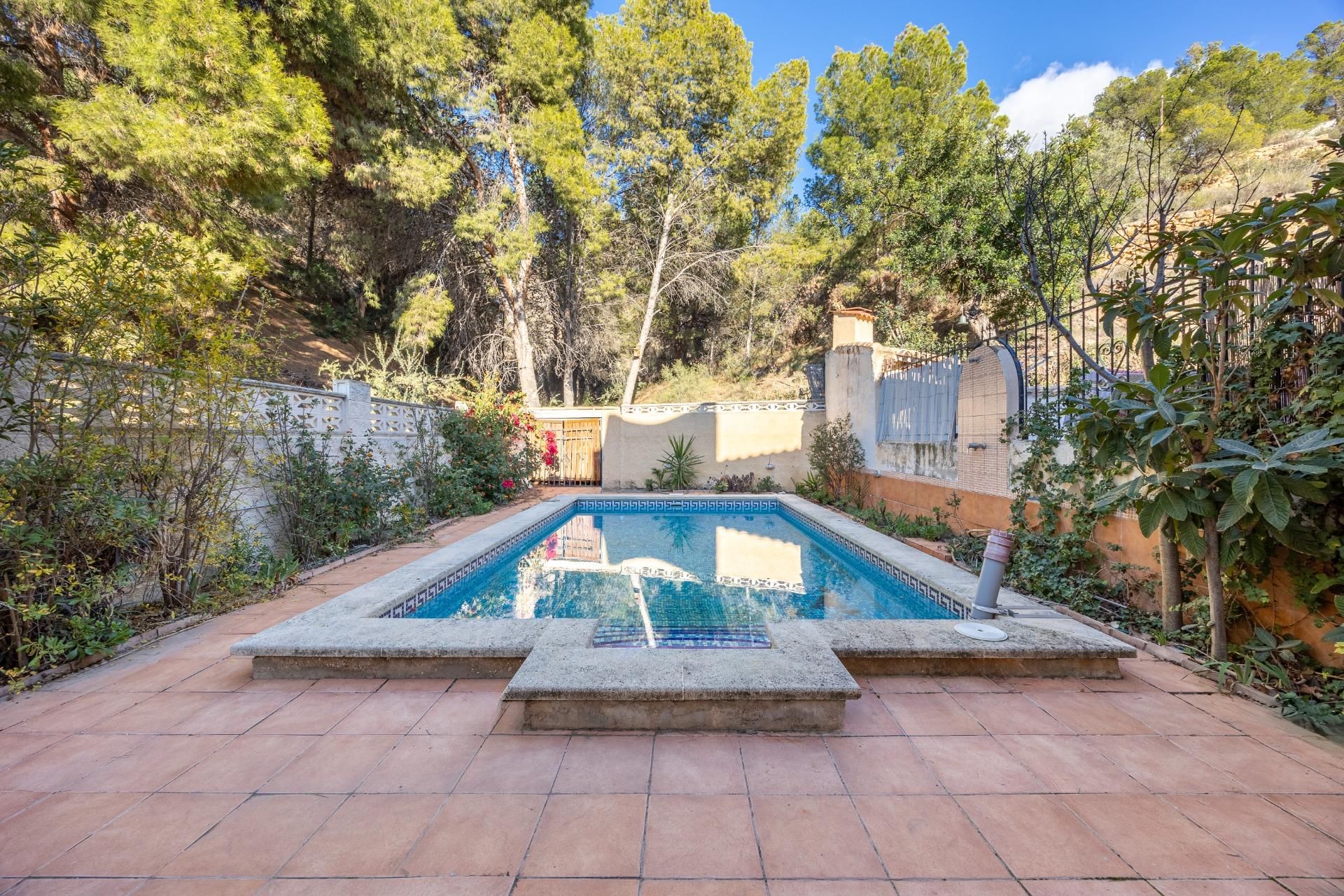 Piscina de Casa adosada en venda en Orxeta amb Aire condicionat, Calefacció i Parquet