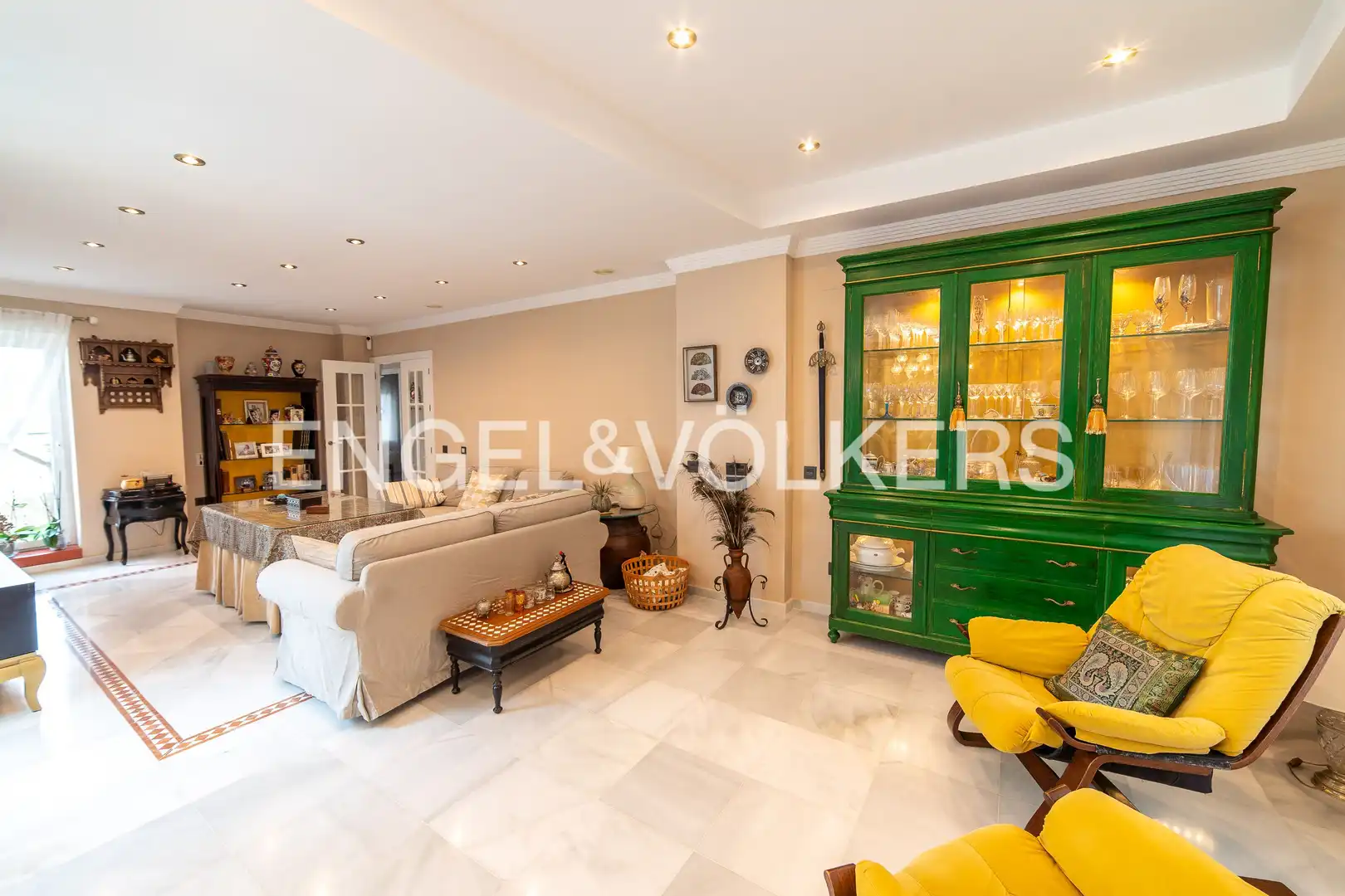 Living room of Country homes for sale in San Fernando  with Heating, Private garden and Swimming Pool