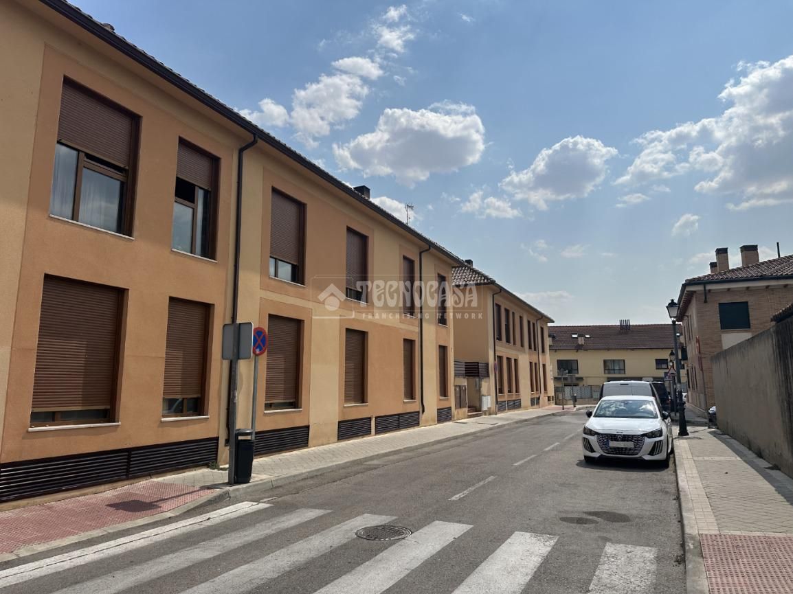Vista exterior de Piso en venta en Talamanca de Jarama con Aire acondicionado, Calefacción y Trastero